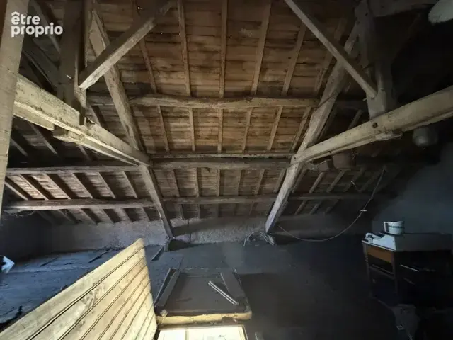 MARCILLAT - Maison à rénover - photo 21