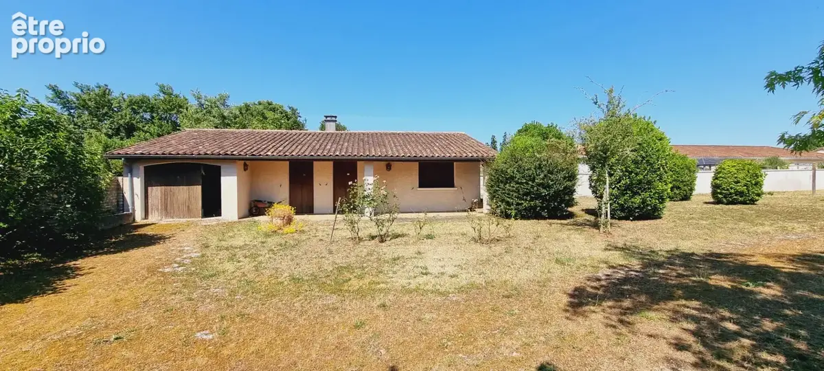 Maison à RUFFEC