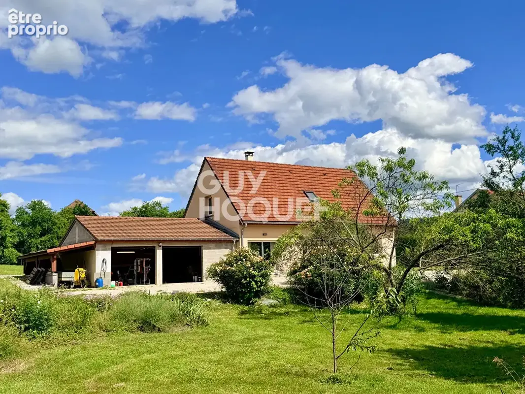 Maison  4 chambres 145.04 m2 - photo 2