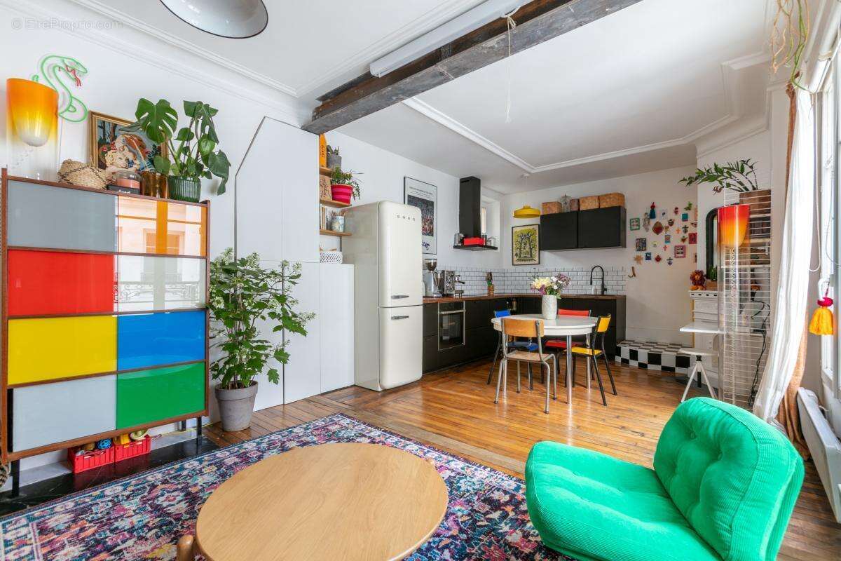 Appartement à PARIS-11E