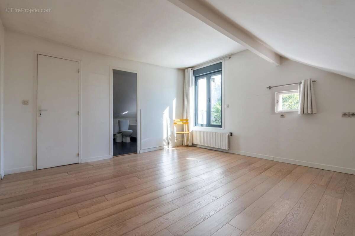 Maison à NOGENT-SUR-MARNE