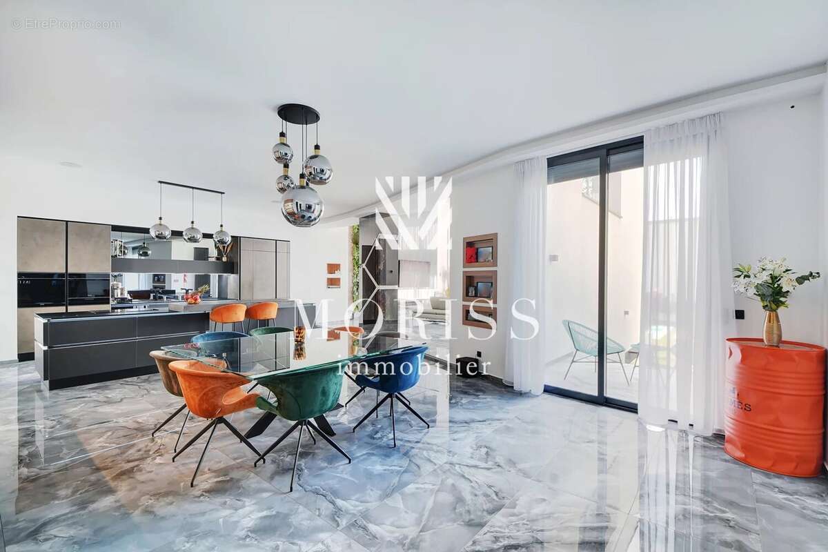 Maison à NOGENT-SUR-MARNE