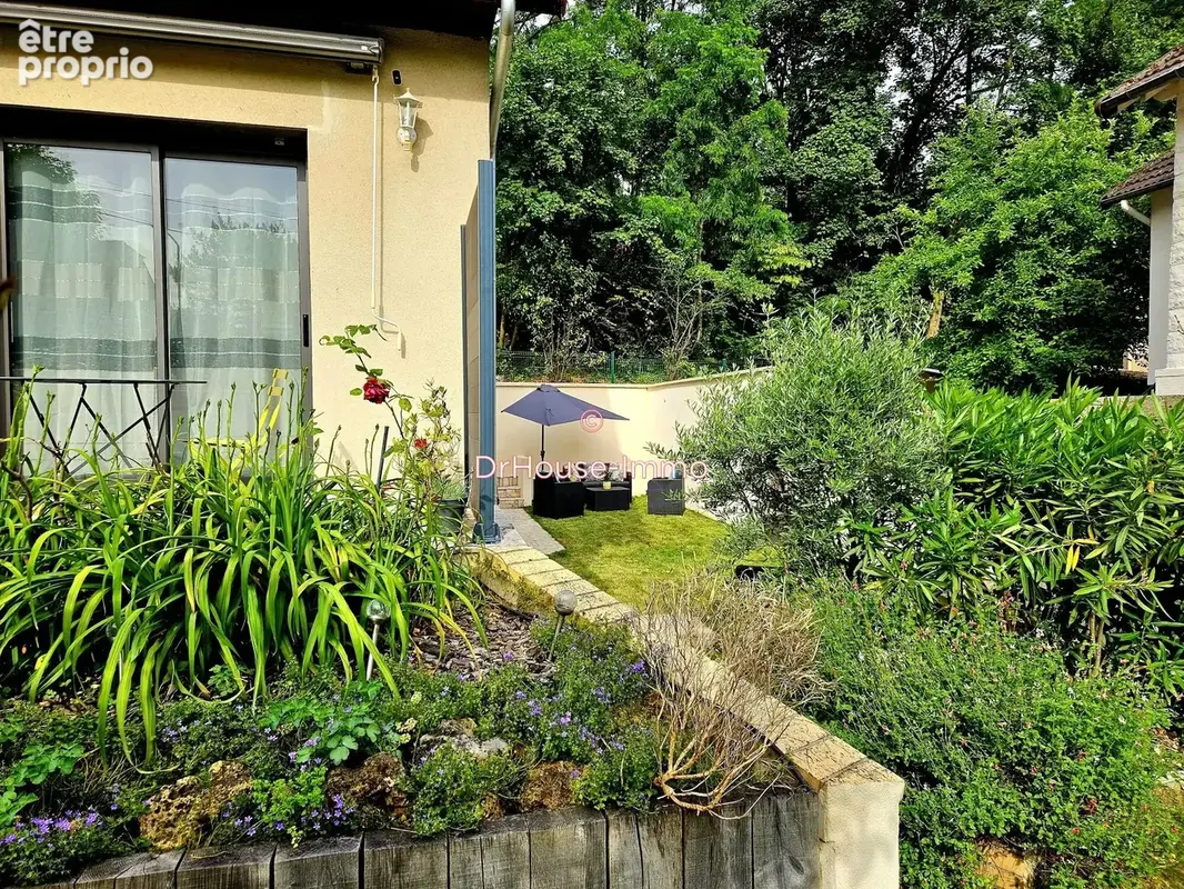 Maison 152 m² à Saint-Maur-Des-Fosses  - photo 5