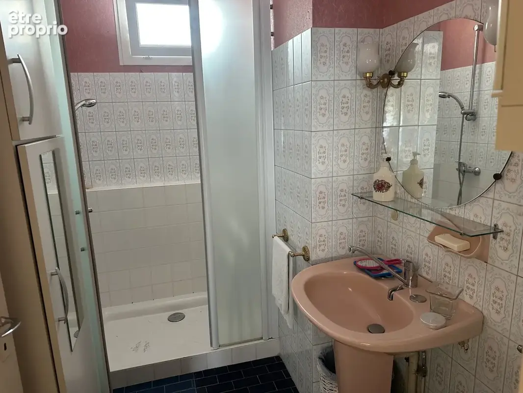 EXCLUSIVITE Jarnac, Maison de plain-pied, 2 chambres et jardin. - photo 12