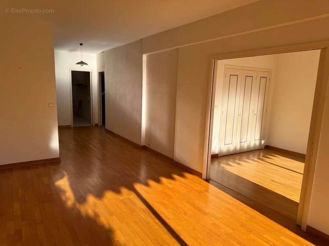 Appartement à BEAULIEU-SUR-MER