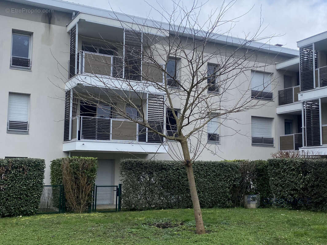 Appartement à RILLIEUX-LA-PAPE