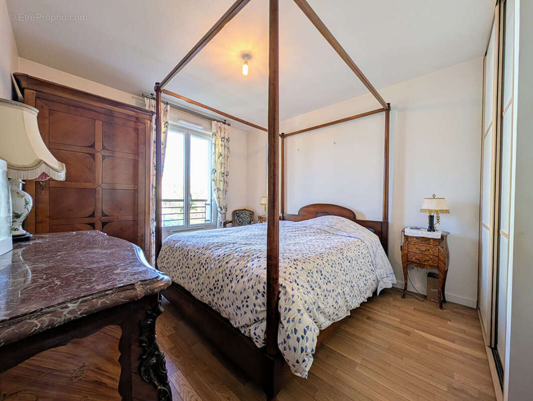 Appartement à MAISONS-LAFFITTE