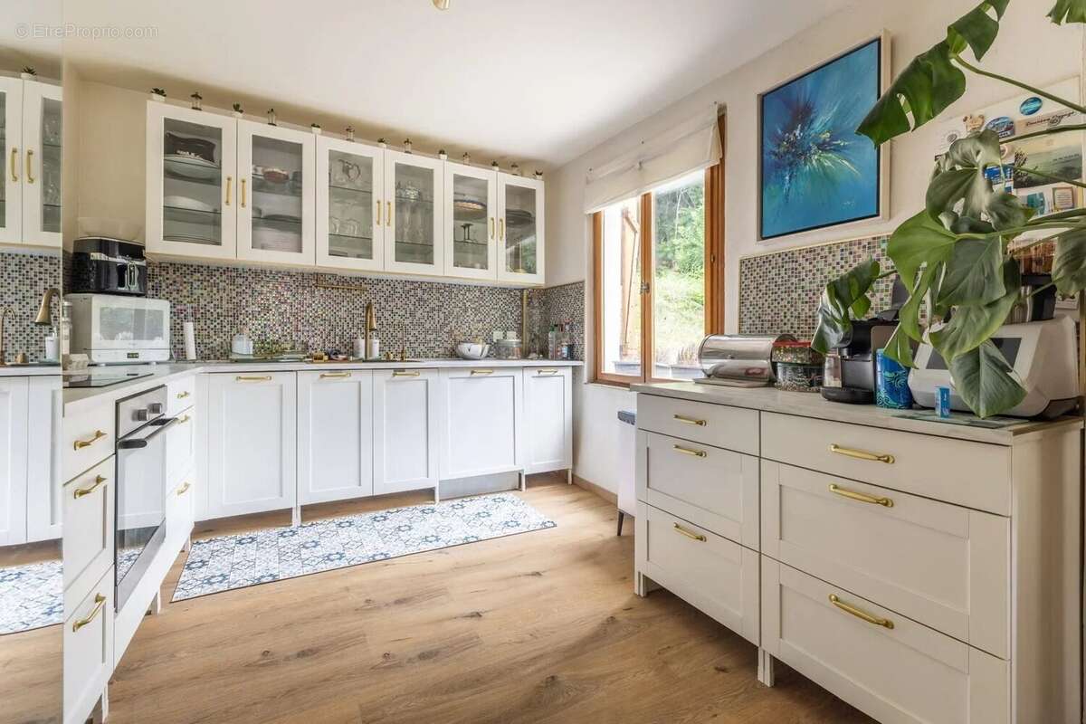 Escarene : bien rare sur le secteur ! propriété de charme avec maison individuelle 4 pièces, 3 chambres, bureau, 185m²  en total - photo 11