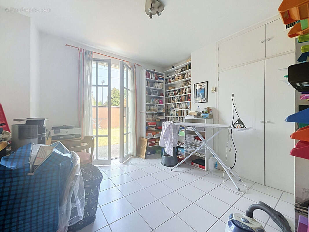 Maison de plain-pied - 136 m2 - jardin - photo 9