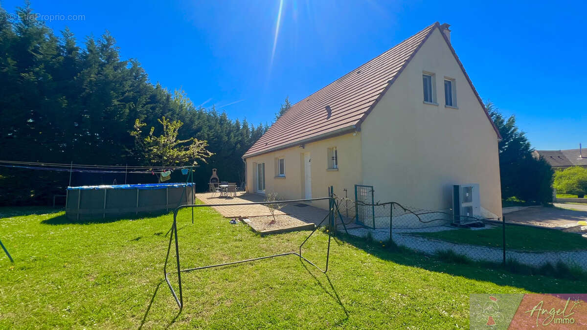 Maison à GENDREY