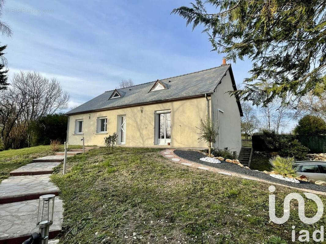 Photo 1 - Maison à TRUYES