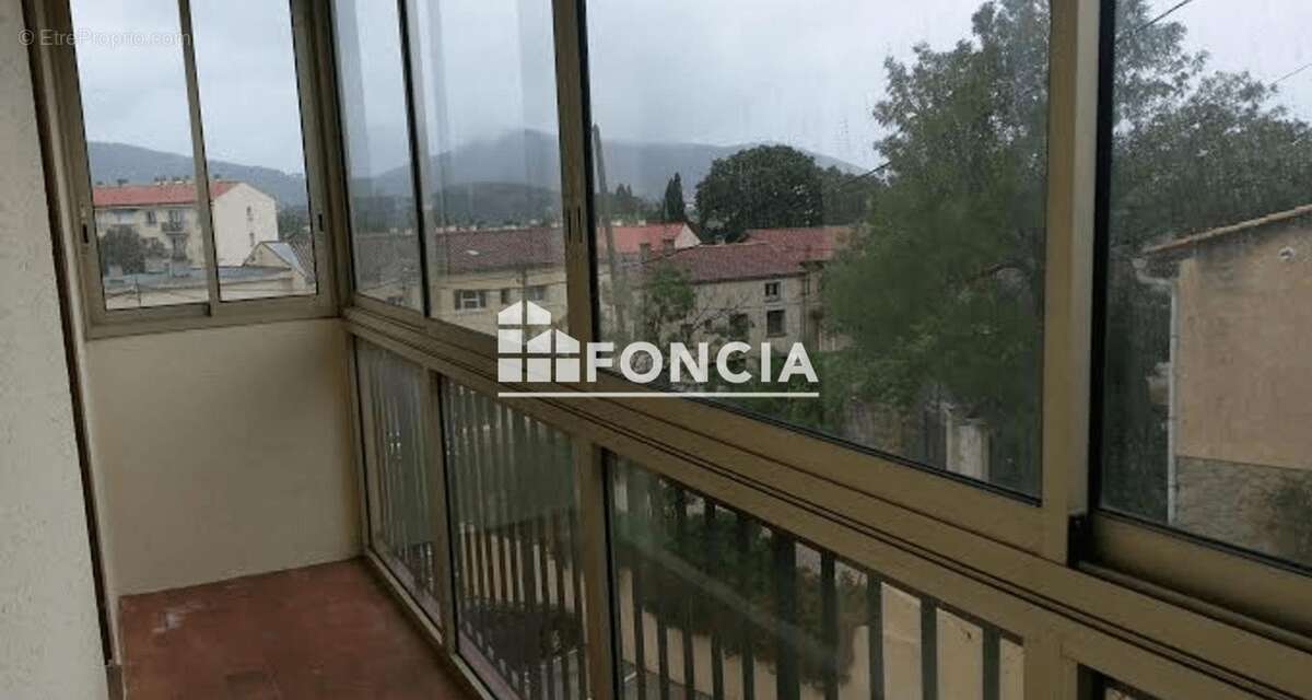 Appartement à HYERES