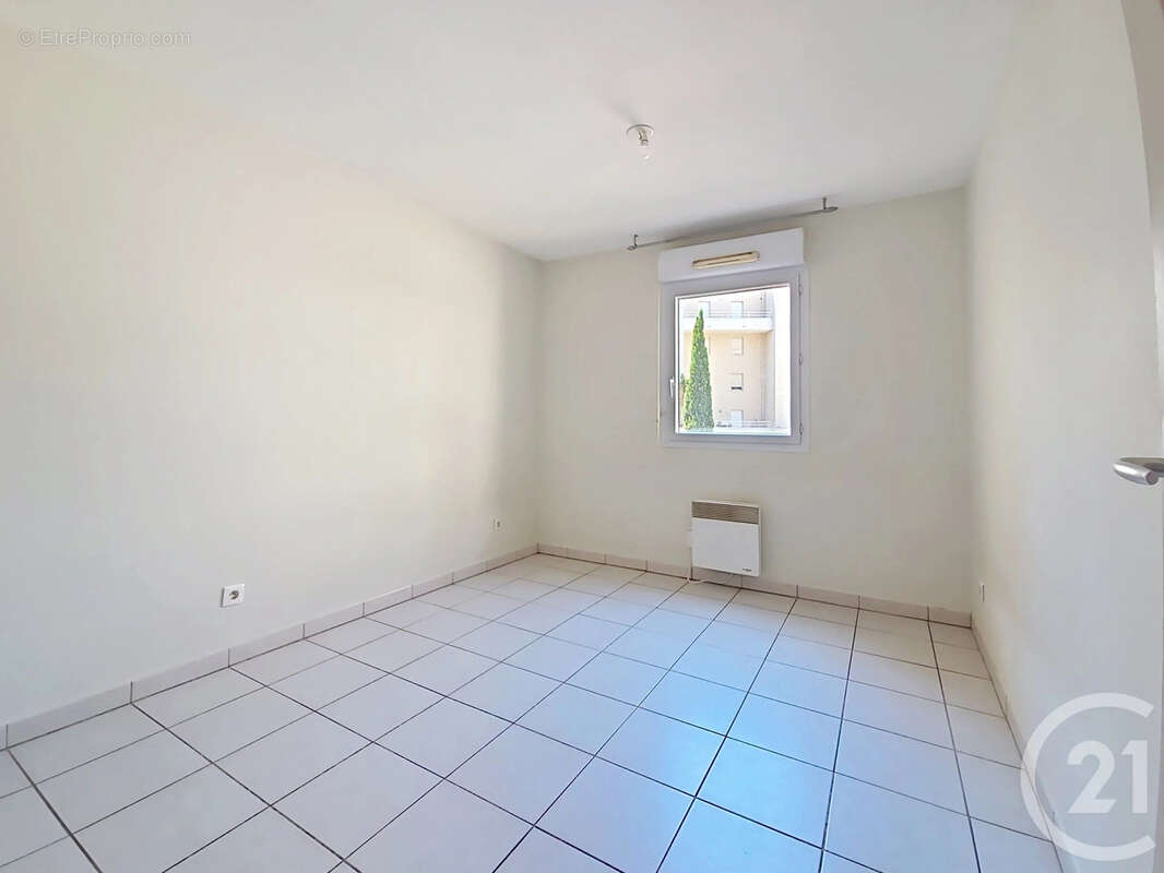 Appartement 64 m² à Sete  - photo 6