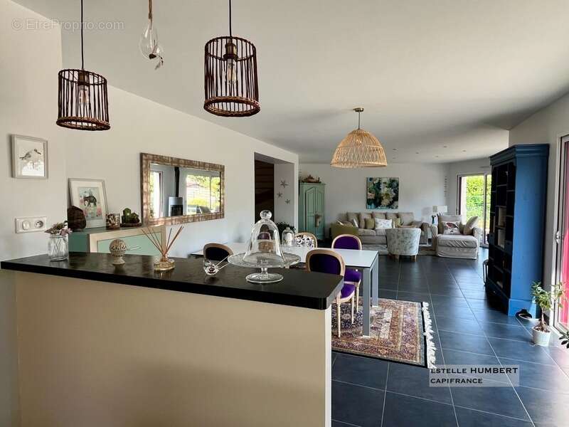 Maison à FONTENAY-LE-COMTE