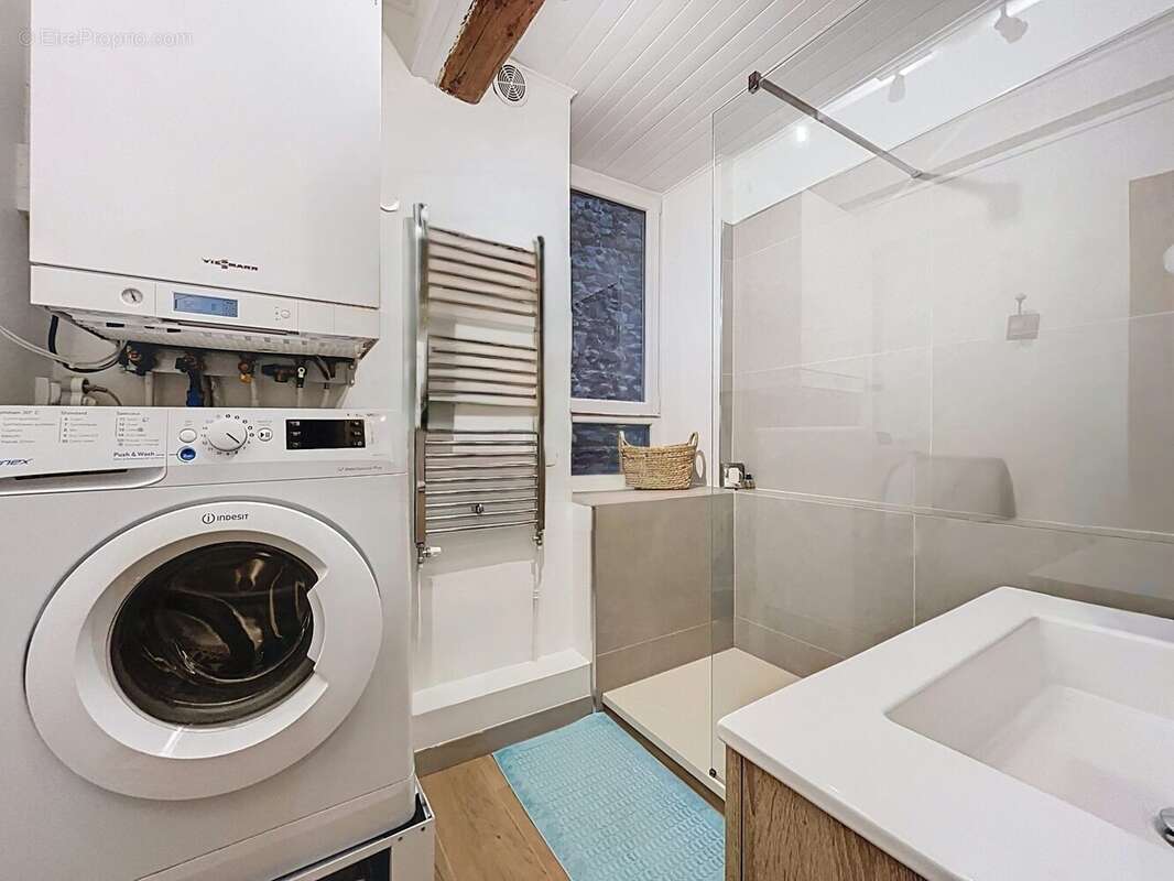 Appartement à SASSENAGE