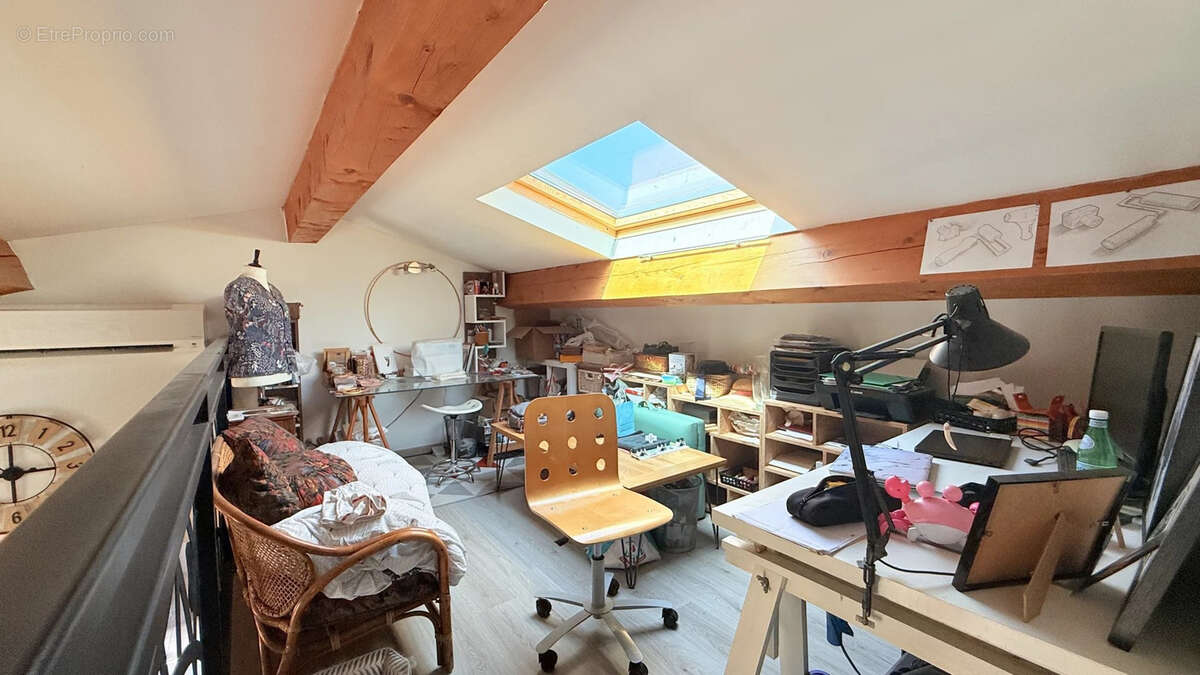 Maison à POURRIERES