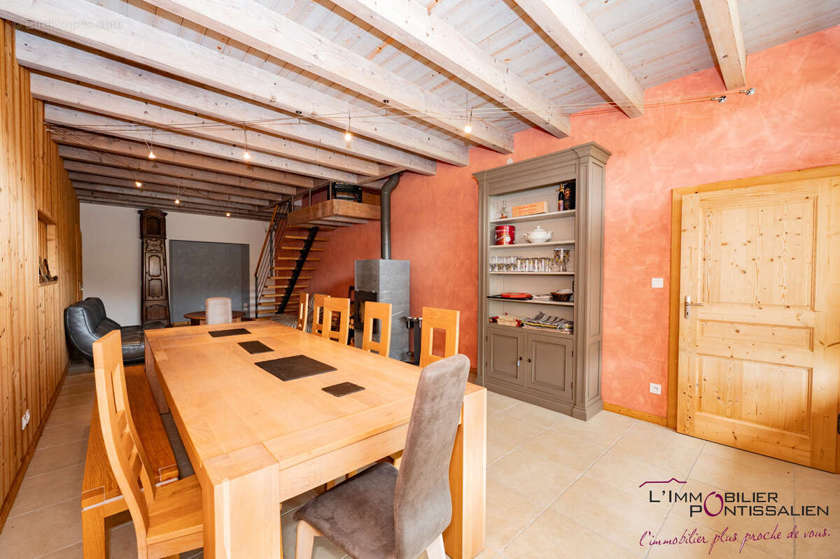 Maison à CHAUX-NEUVE