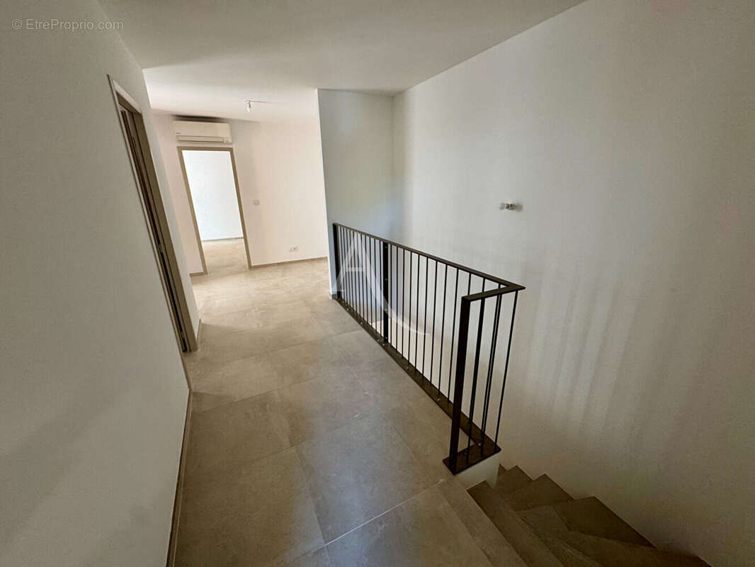Maison à NIMES