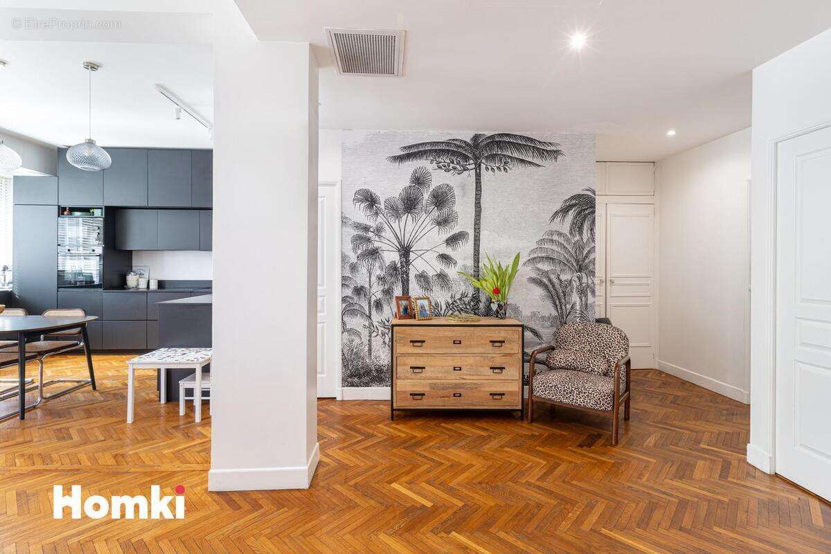 Appartement à MARSEILLE-8E