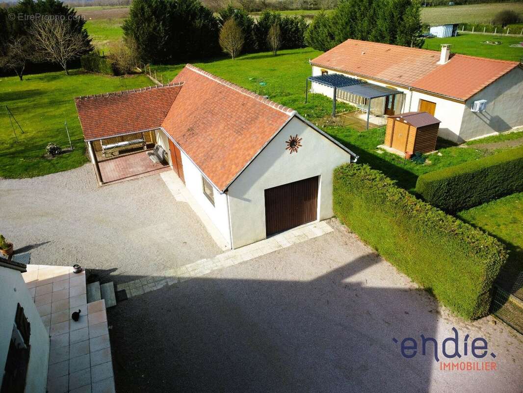 Maison à SAINT-LOUP