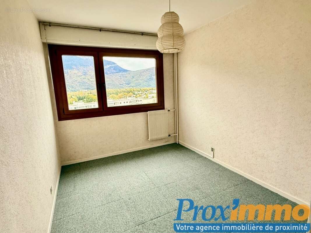 Appartement à SAINT-EGREVE