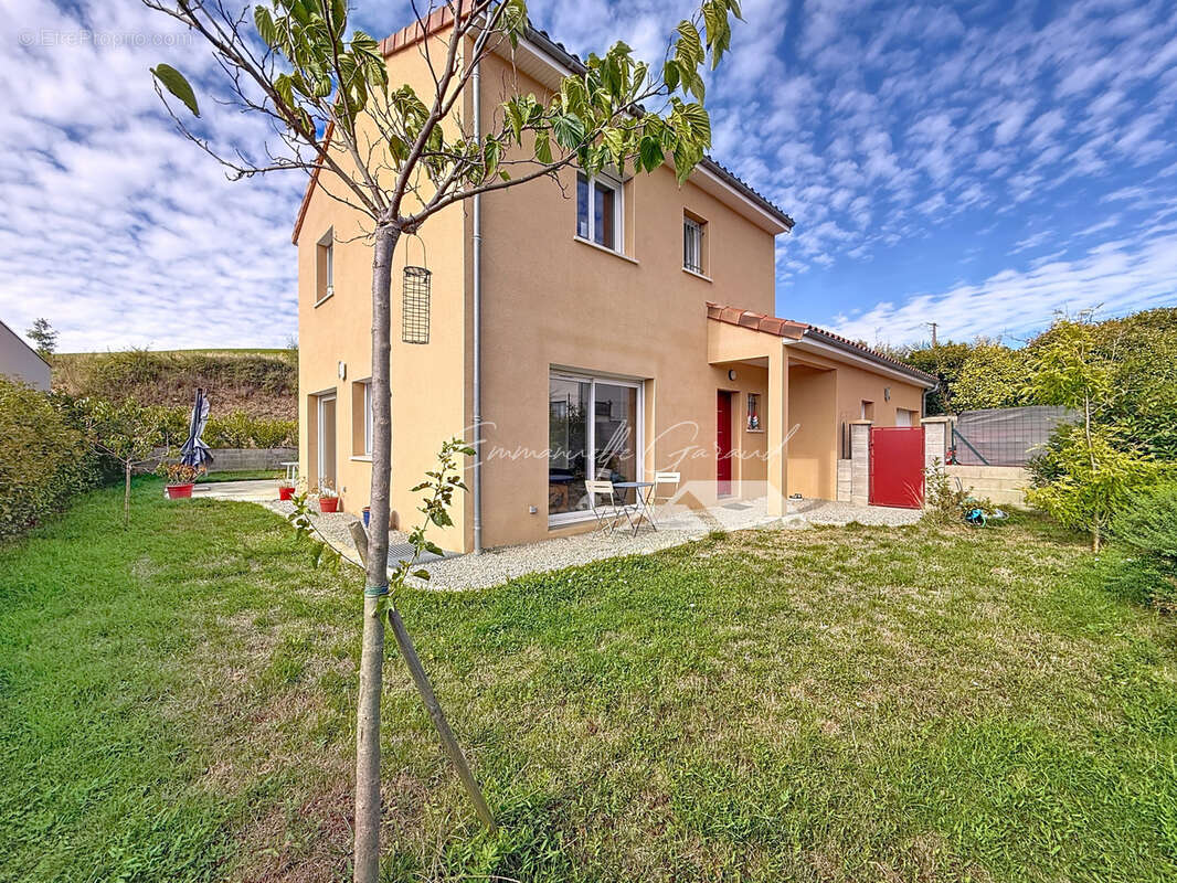 Maison à MILLAU