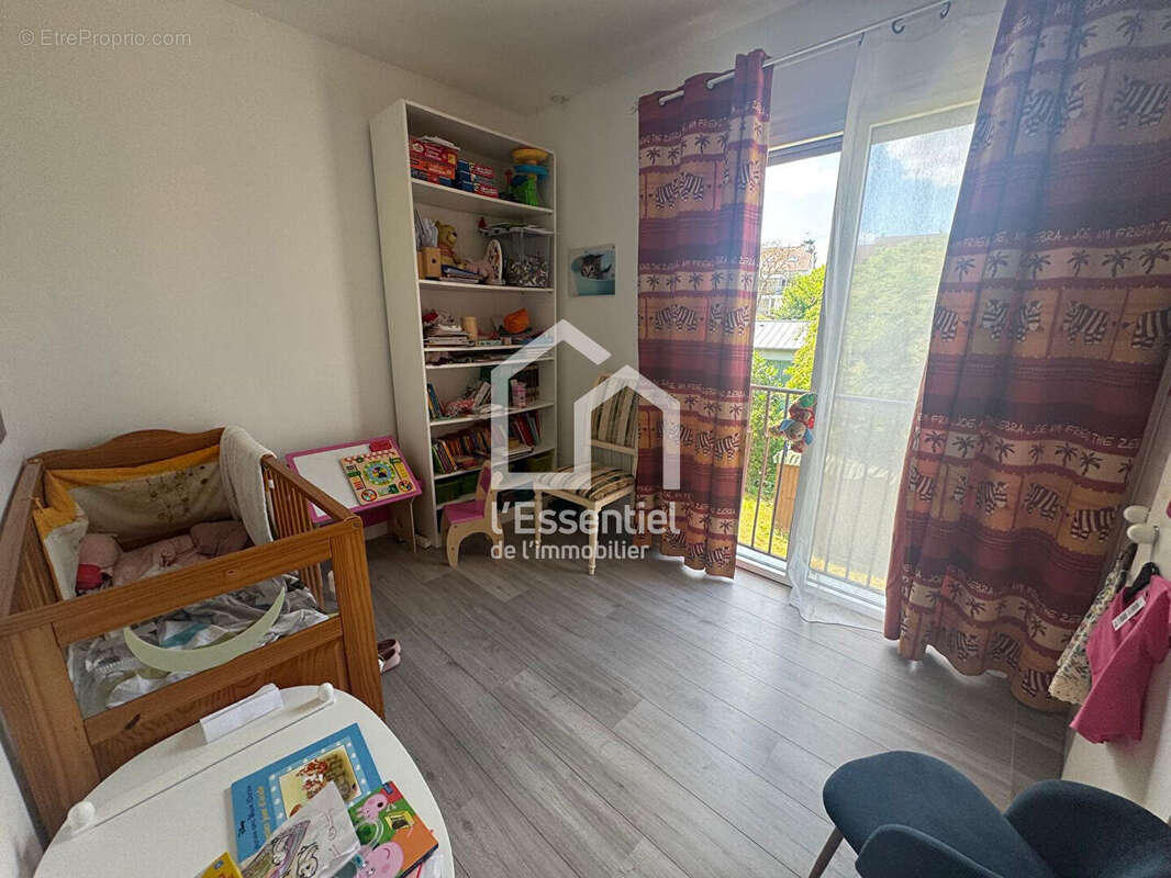 Maison à VERNEUIL-SUR-SEINE