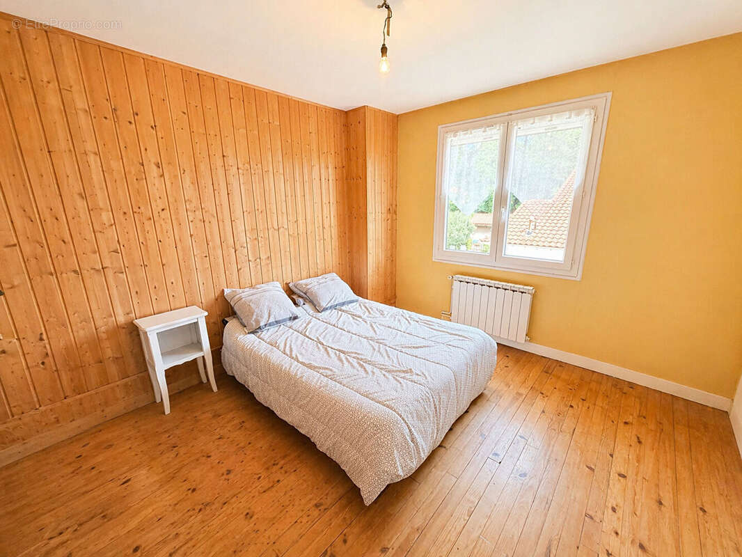 Maison familiale clé en main avec jardin et 4 chambres dans quartier recherché - photo 8
