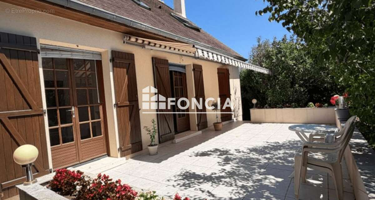 Maison à AIGNE