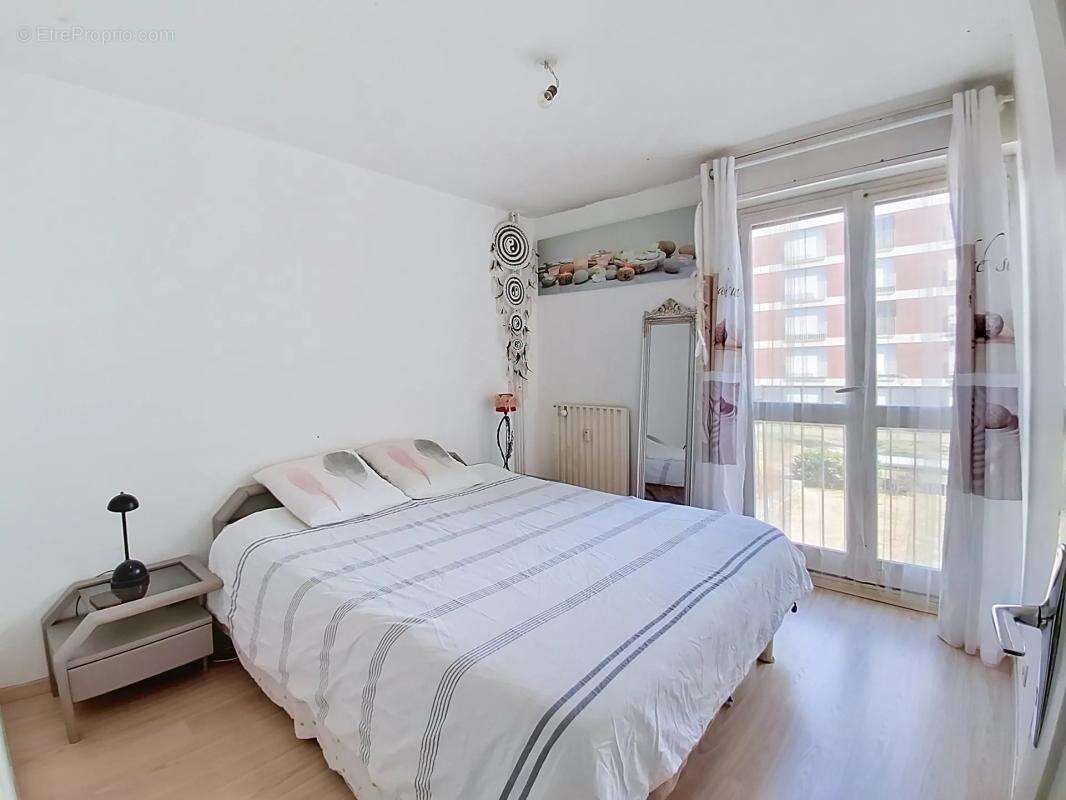 Appartement T4 de 86 m² à Chambéry - photo 7