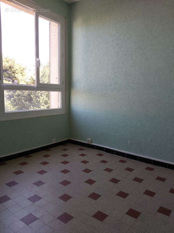 Appartement à MARSEILLE-14E