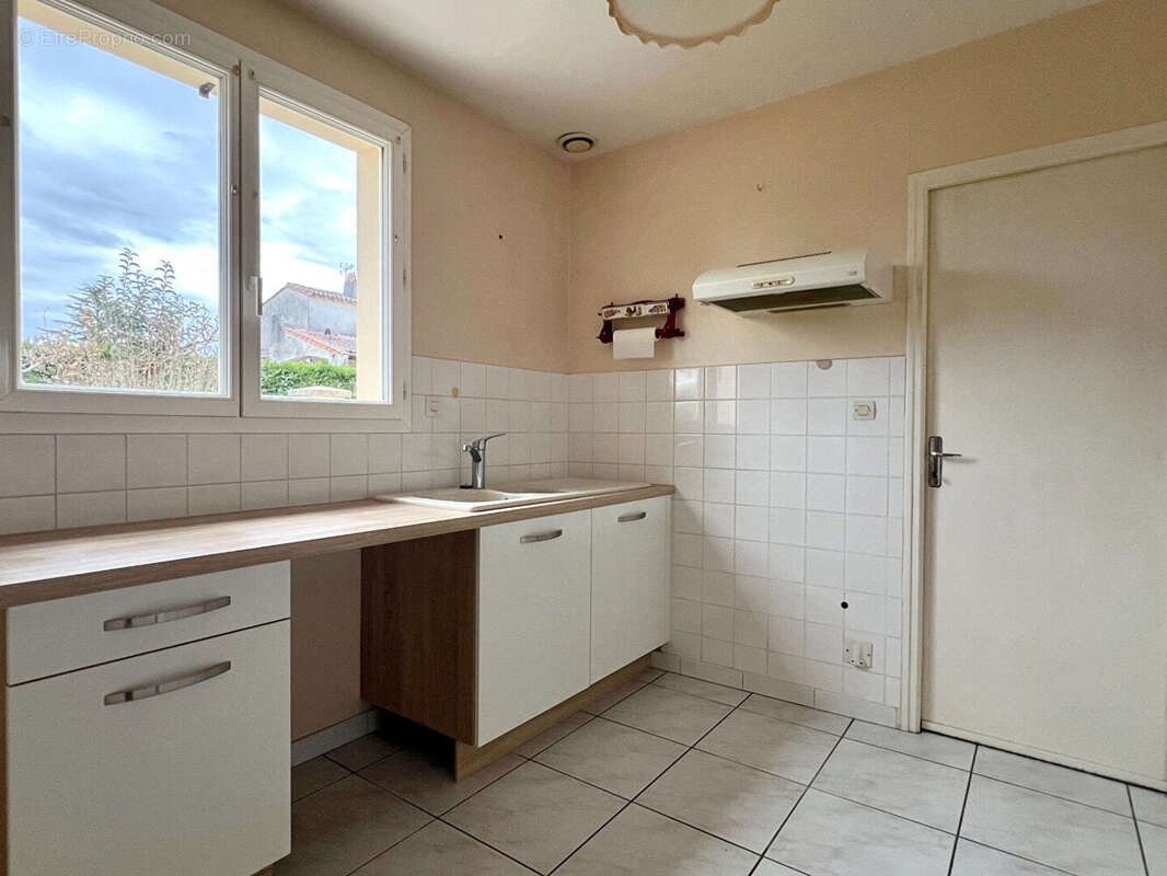 Maison à BUSSAC-SUR-CHARENTE
