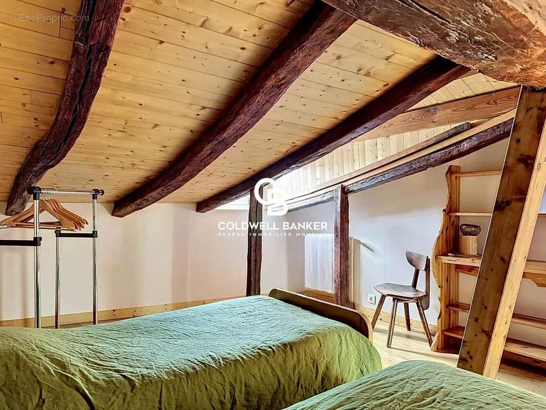 Appartement d'exception - proche du marché Rochelais - photo 11
