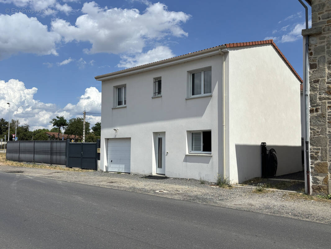 Maison à LEZOUX