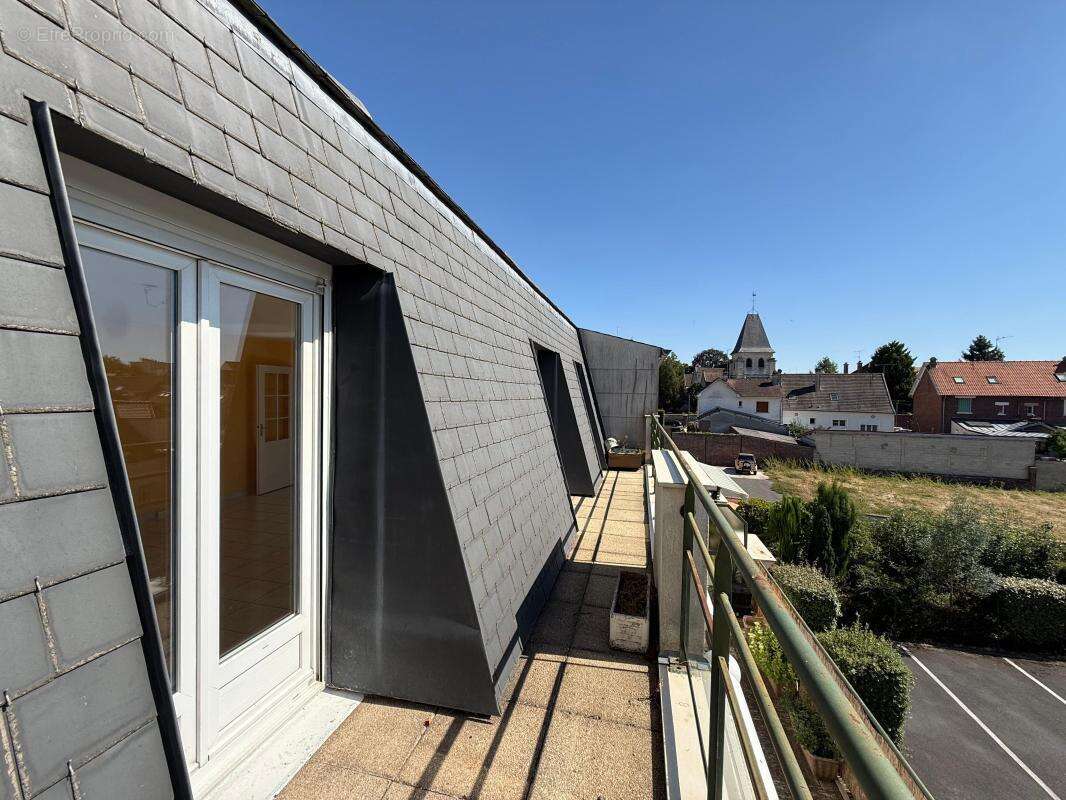 EXCLUSIVITÉ ORPI Compiègne - L'Équilibre parfait : espace, calme et proximité de l'hyper-centre ! - photo 10