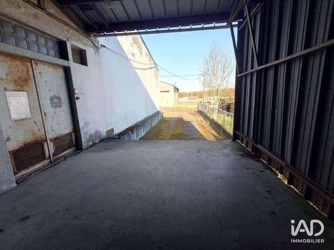 Photo 4 - Commerce à BELLAC