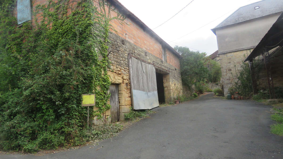 Maison à BADEFOLS-D'ANS