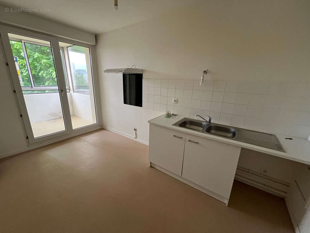 Appartement à EPERNON