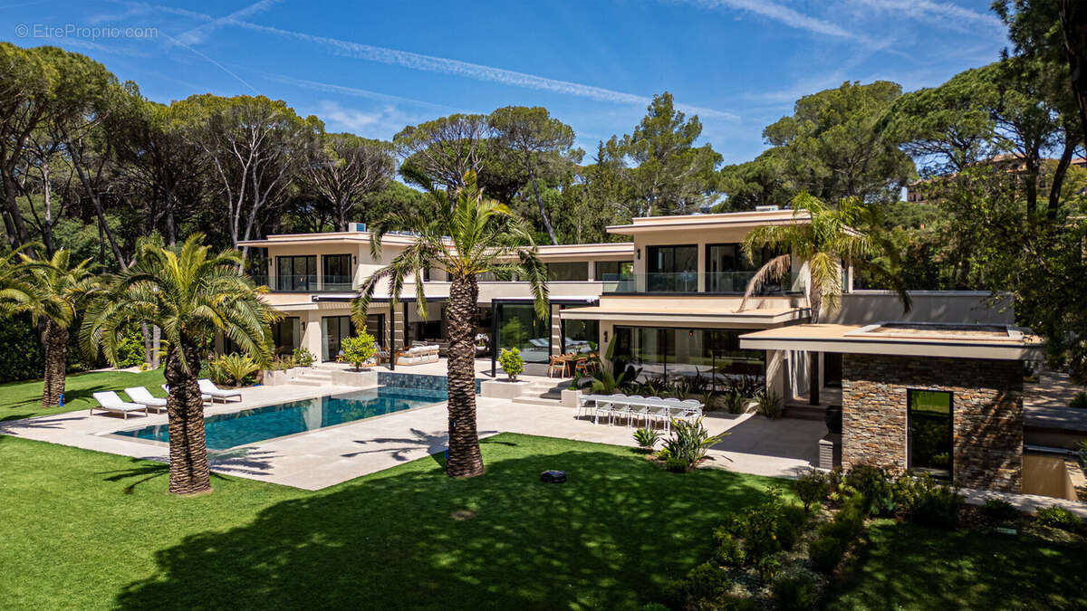 Maison à SAINT-RAPHAEL