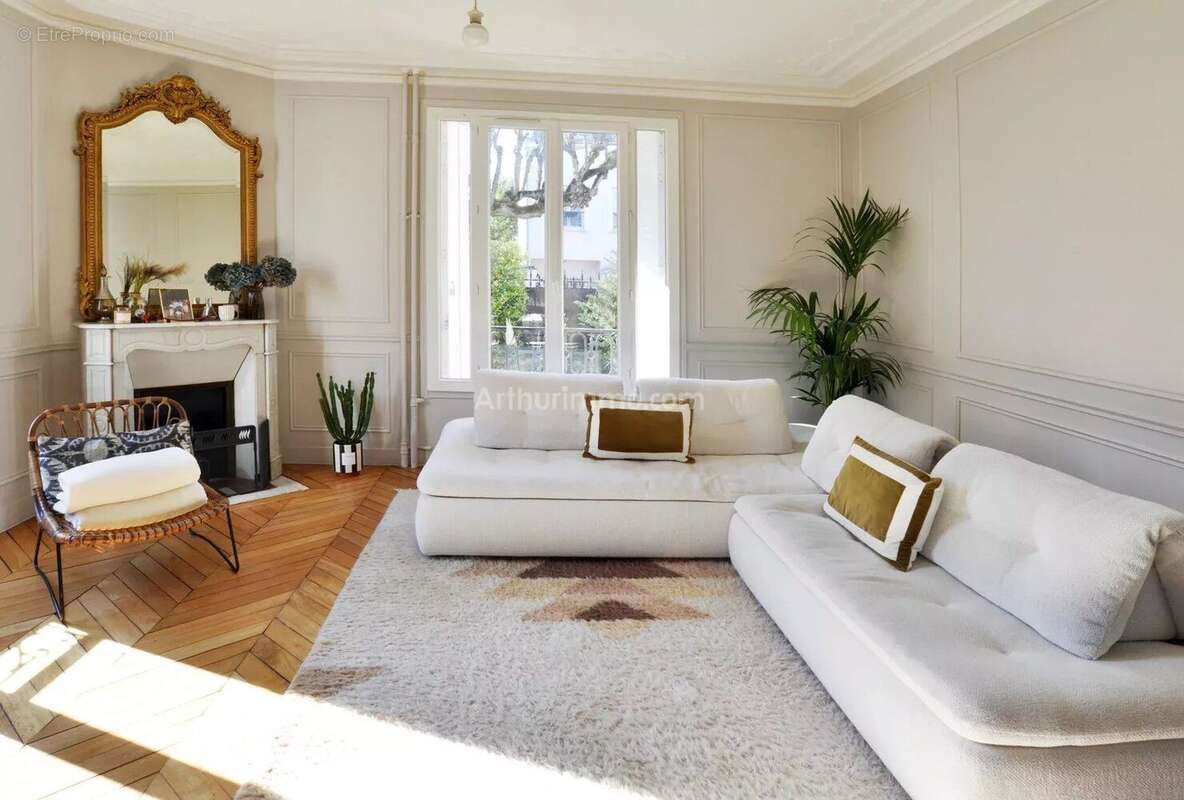 Maison à LE PERREUX-SUR-MARNE