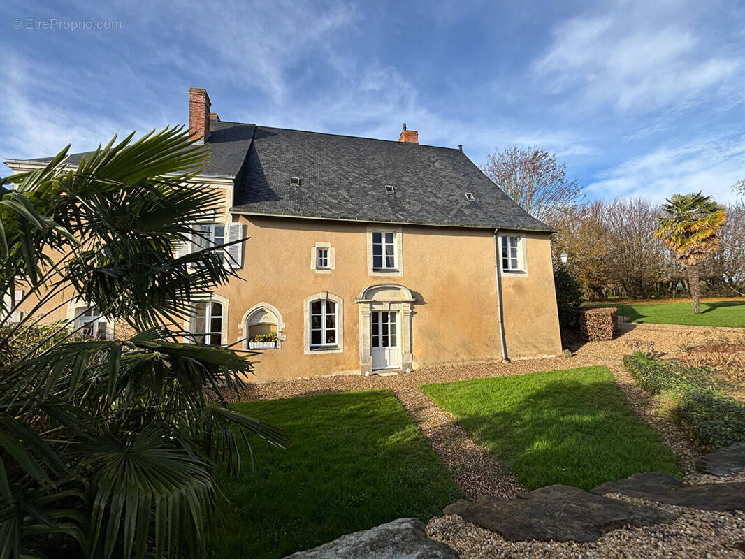 Maison à CHATEAU-GONTIER