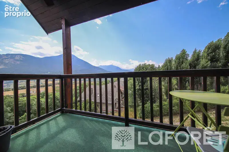 ** appartement type 3/4 - châteauroux les alpes - 4 pièces - photo 9