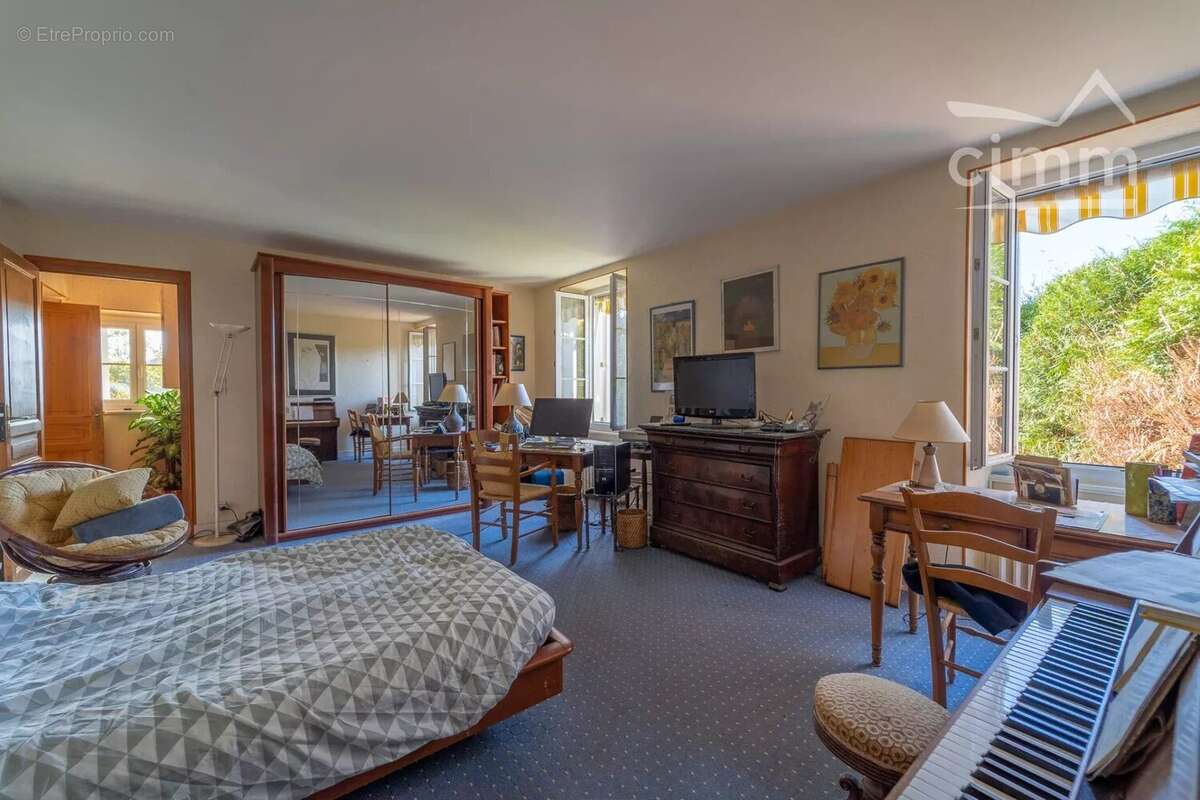 Maison à CHATEAU-CHINON(VILLE)