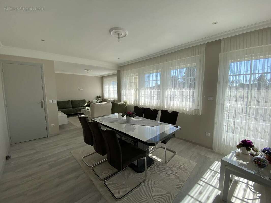 Maison à VERNEUIL-SUR-AVRE