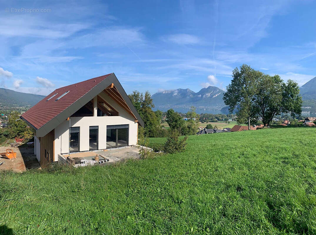 Maison à SAINT-JORIOZ