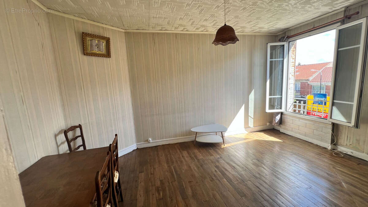 Appartement à LIVRY-GARGAN