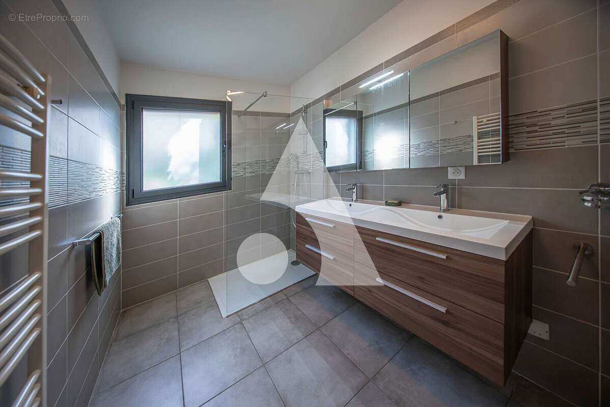 Appartement à BRIGNOLES