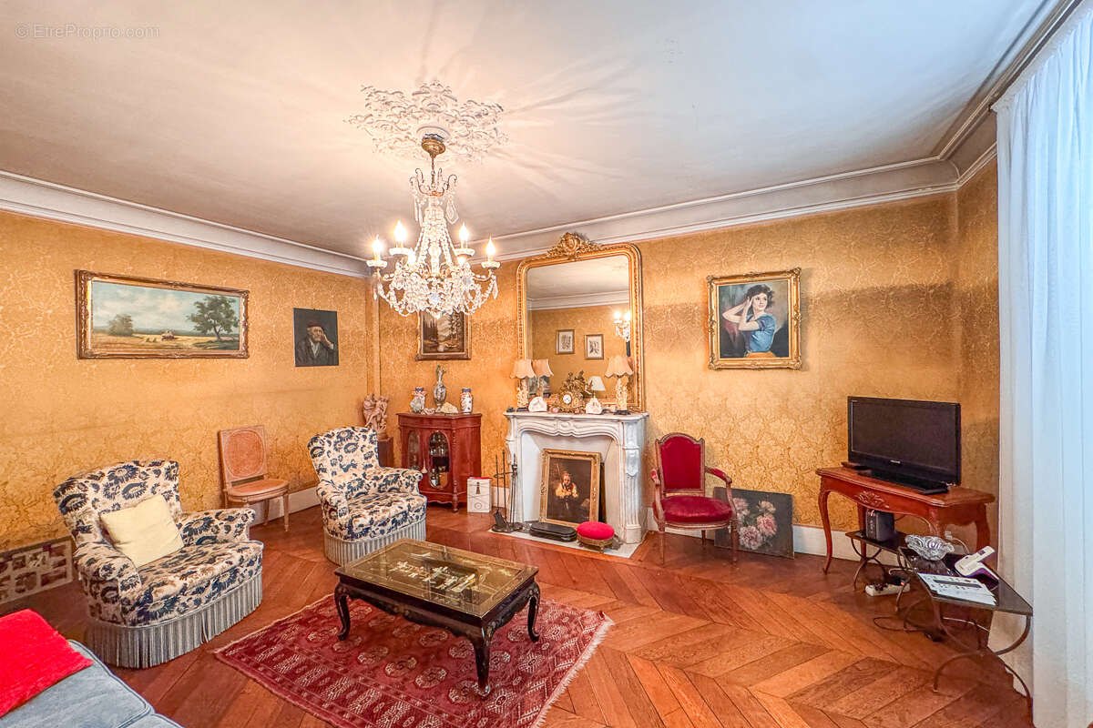 Appartement à LAGNY-SUR-MARNE