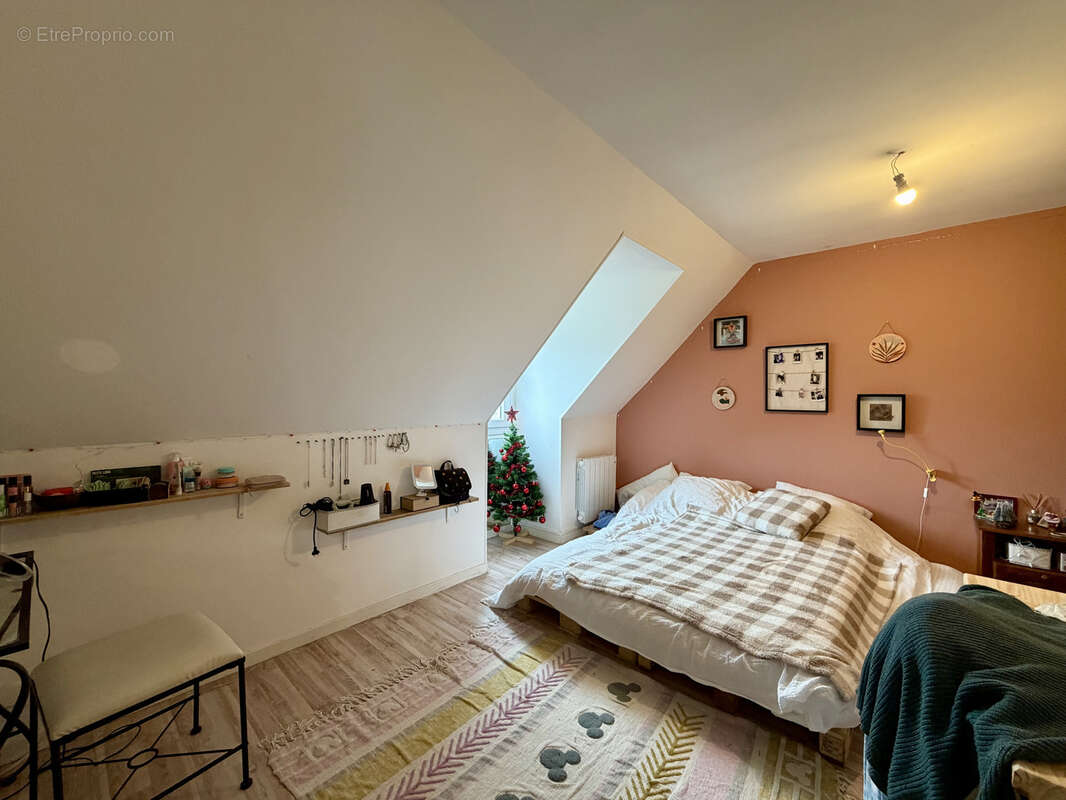 Maison à LA FERTE-GAUCHER