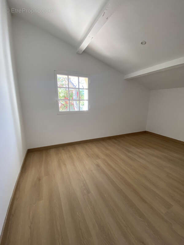 Maison à NANS-LES-PINS